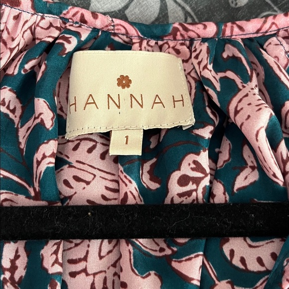 Hannah Artwear 100%Silk  Designer Teal and Pink Patterned Flowy Top - Picture 3 of 11